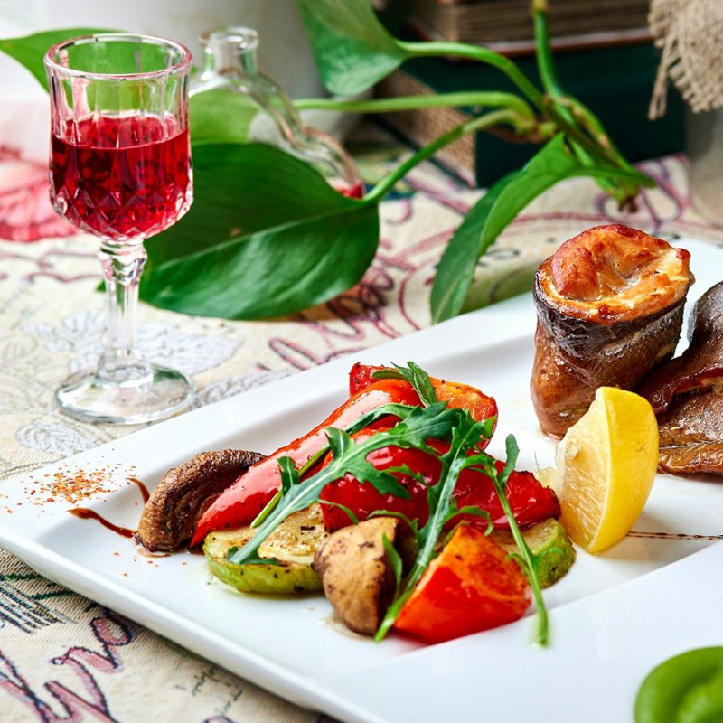 ЩО СКУШТУВАТИ